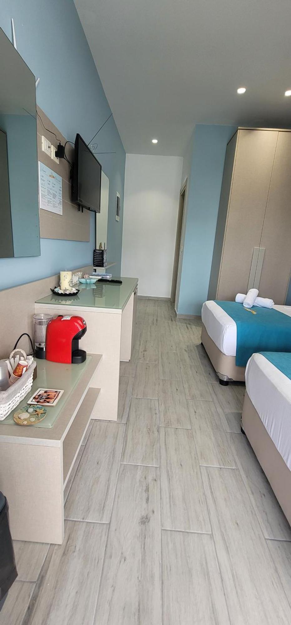 Suncoast Rooms Port Side Sarandë Exterior foto
